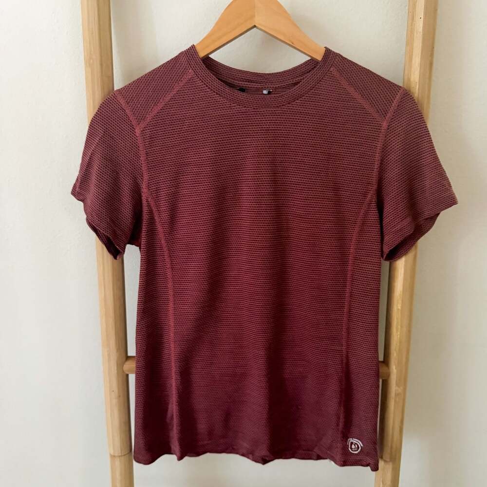 Allbirds Natural Run Tee Women’s Large Burgundy Merino Wool Running Shirt